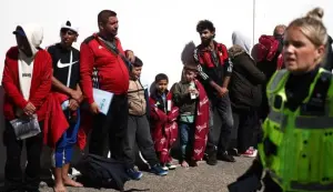 أيرلندا-تهدد-بإعادة-طالبي-اللجوء-إلى-المملكة-المتحدة