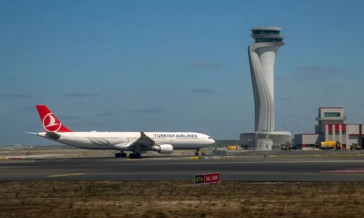 إطلاق رحلات بين مدينتي إسطنبول والشارقة